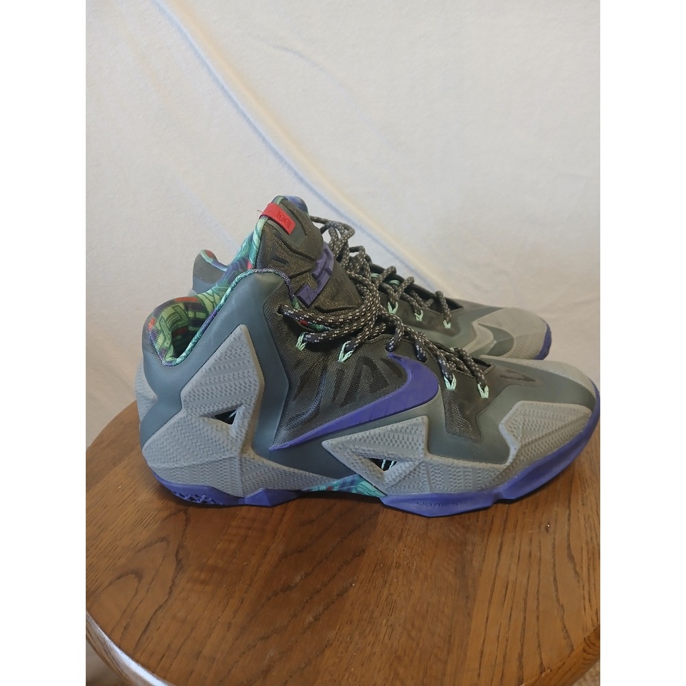 Nike LeBron 11 terracotta warrior mens size 11.5 sneakers basketball